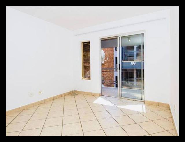 2 BEDROOM APARTMENT FOR SALE IN VORNA VALLEY